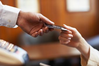 3 Reasons to Accept Credit Cards at Your Small Business